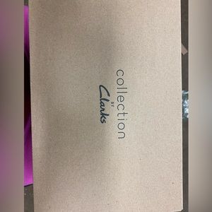 New. In the box. Collection by Clark’s. Black. Size 8.